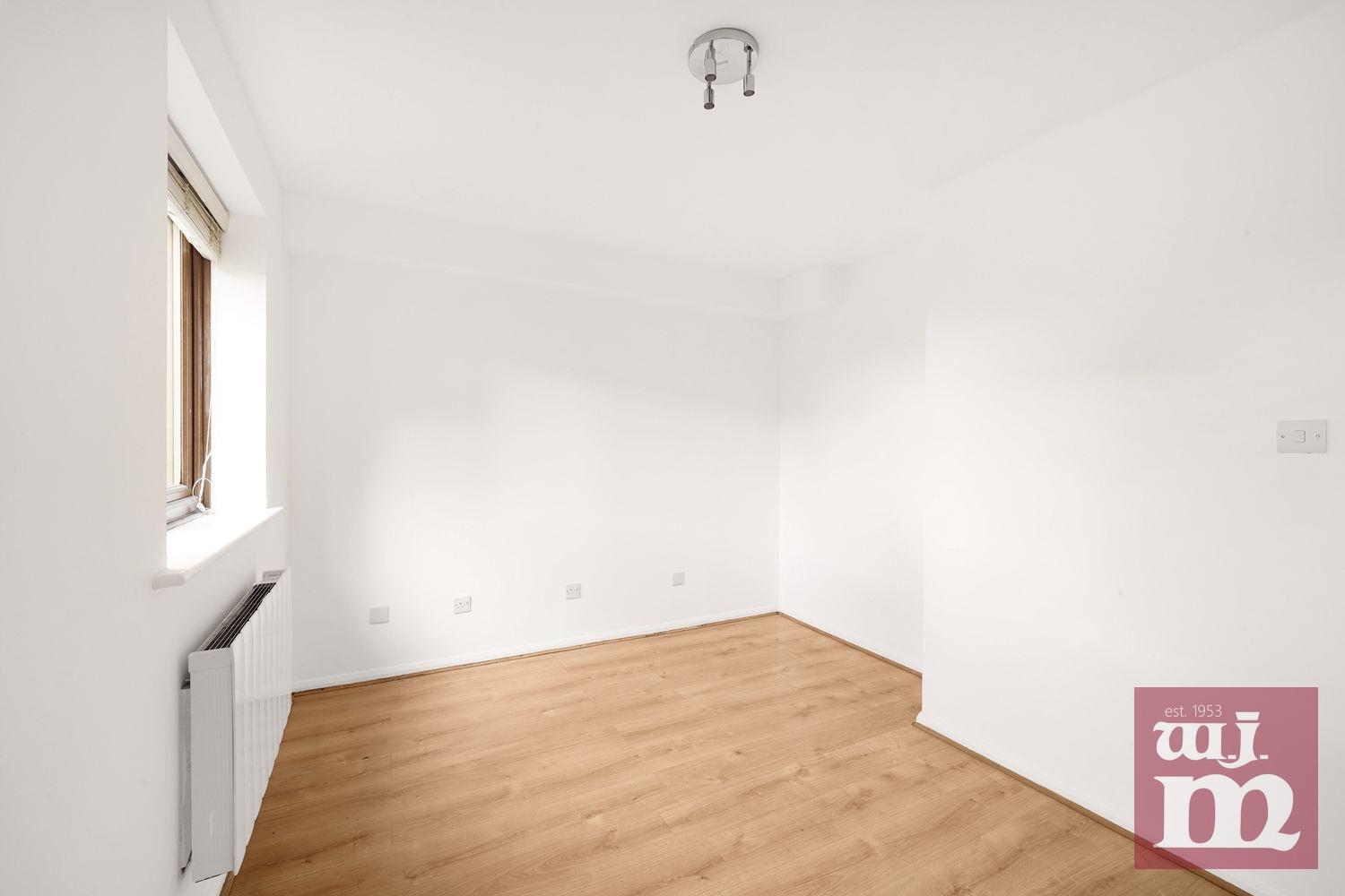 Draycott Close, Cricklewood